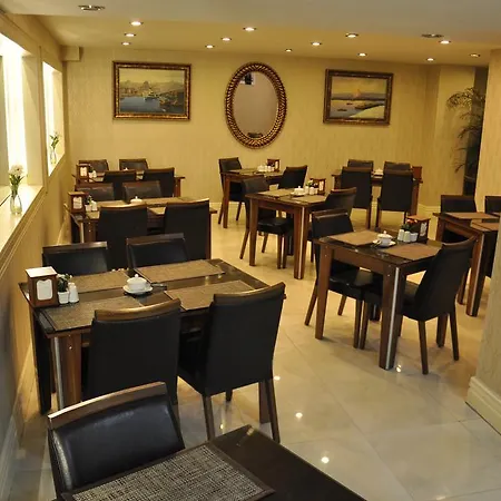 Hotel Taksim Cuento